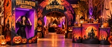 Halloween Event Displays: Create a Spooky Experience They'll Remember